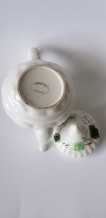 Cardinal Inc. teapot ceramic white with green ivy 1992